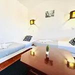 Privado T1 Rua Da Oura Albufeira