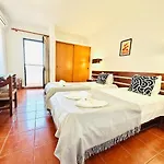 Privado T1 Rua Da Oura Apartment *