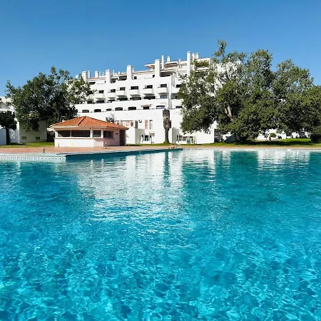 Privado T1 Rua Da Oura *