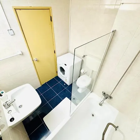 Privado T1 Rua Da Oura Daire *