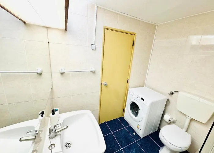 Privado T1 Rua Da Oura Αλμπουφέιρα