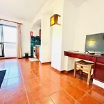 Privado T1 Rua Da Oura * Албуфейра