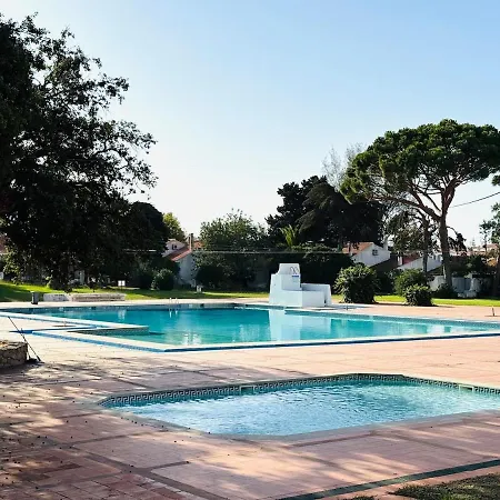 Privado T1 Rua Da Oura Албуфейра