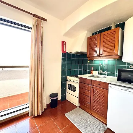 Apartment Privado T1 Rua Da Oura